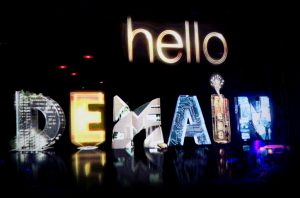 hello demian logo